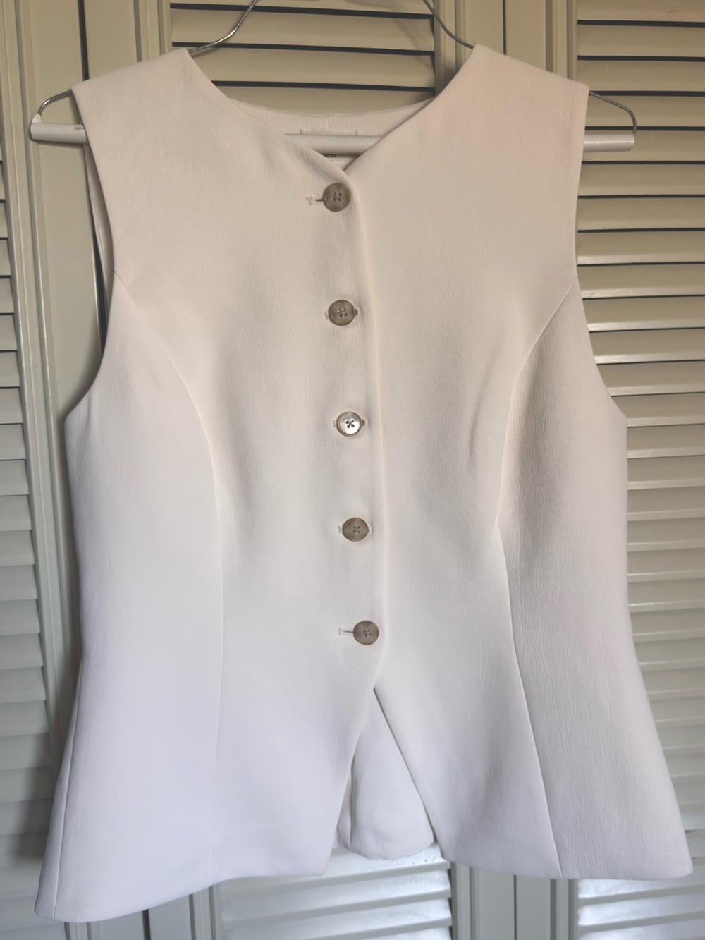 Aritzia Women’s White Vest Top